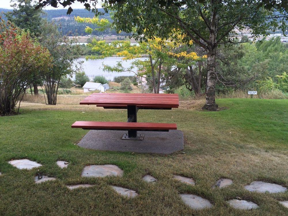 Drummond Lodge Williams Lake Ngoại thất bức ảnh